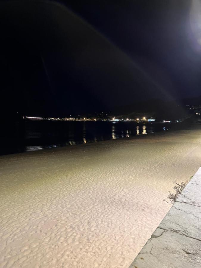 Chez Anna Apartment Sesimbra Bagian luar foto